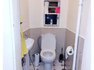 Pronájem bytu 2+kk, Praha - Bubeneč, Jaselská, 48 m2