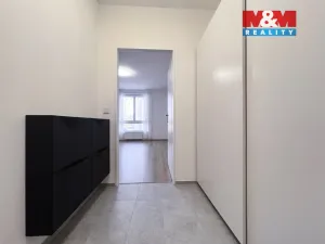 Pronájem bytu 1+kk, Hostivice, Za Mlýnem, 29 m2