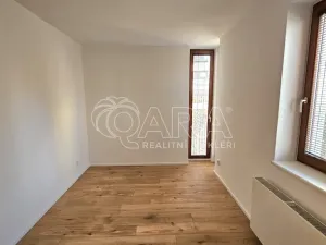 Pronájem bytu 3+kk, Beroun, U Židovského hřbitova, 67 m2