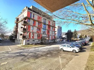 Pronájem bytu 3+kk, Beroun, U Židovského hřbitova, 67 m2