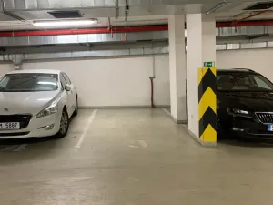 Pronájem garážového stání, Praha - Krč, Antala Staška, 14 m2