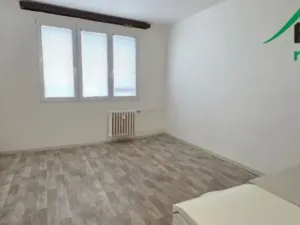 Pronájem bytu 1+kk, Tachov, Bělojarská, 25 m2