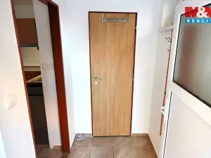 Pronájem bytu 1+kk, Jablonec nad Nisou, Rybářská, 29 m2