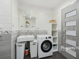 Prodej bytu 4+1, Ústí nad Labem - Bukov, Vinařská, 87 m2