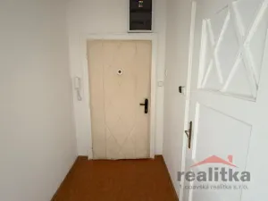 Pronájem bytu 1+kk, Opava, Polní, 28 m2
