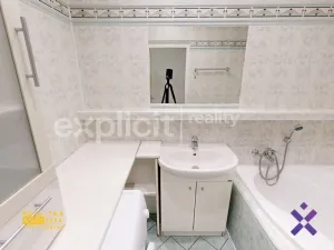 Pronájem bytu 2+1, Zlín - Malenovice, Husova, 48 m2