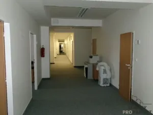 Pronájem kanceláře, Brno - Zábrdovice, 320 m2
