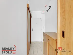 Pronájem bytu 1+1, Litoměřice - Předměstí, Topolčianská, 35 m2