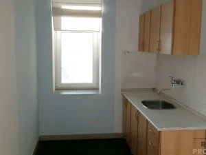 Pronájem kanceláře, Brno, Cejl, 262 m2