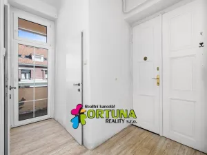 Prodej bytu 2+1, České Budějovice - České Budějovice 3, Fr. Hrubína, 81 m2