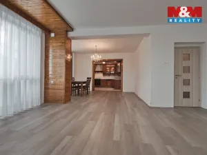 Prodej rodinného domu, Kunín, 221 m2