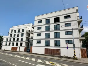 Pronájem garážového stání, Plzeň, Pilařská, 12 m2