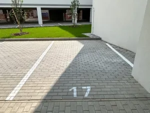 Pronájem garážového stání, Plzeň, Pilařská, 12 m2