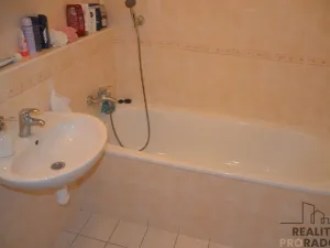 Pronájem bytu 1+kk, Brno, Zderadova, 30 m2