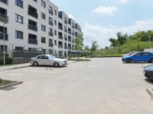 Pronájem bytu 1+kk, Praha - Uhříněves, Karla Guta, 34 m2