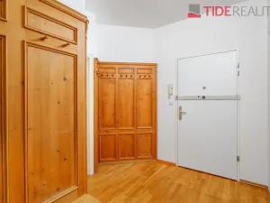 Pronájem bytu 4+kk, Praha, Na okraji, 190 m2