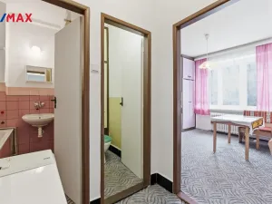 Prodej bytu 2+1, Sokolov, Jednoty, 62 m2