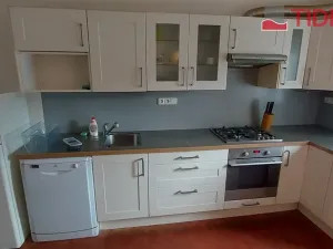 Pronájem bytu 2+1, Praha, Kladenská, 56 m2