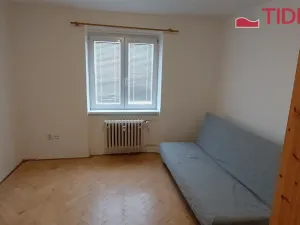 Pronájem bytu 2+1, Praha, Kladenská, 56 m2