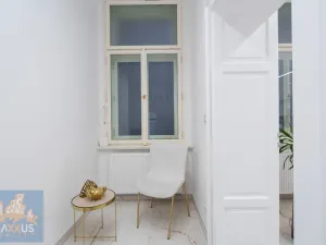 Pronájem obchodního prostoru, Praha - Nové Město, Václavské náměstí, 25 m2