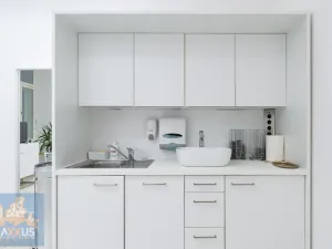 Pronájem obchodního prostoru, Praha - Nové Město, Václavské náměstí, 25 m2