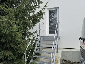 Pronájem kanceláře, Praha - Horní Počernice, Bystrá, 44 m2