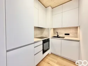 Pronájem bytu 3+kk, Praha, Ujgurská, 57 m2