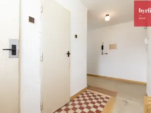 Prodej bytu 2+1, Opava, Na Rybníčku, 56 m2