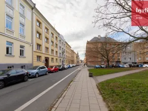 Prodej bytu 2+1, Opava, Na Rybníčku, 56 m2