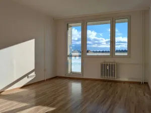 Pronájem bytu 4+1, Praha, Chalabalova, 107 m2