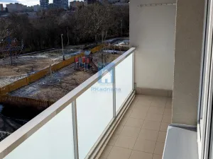 Pronájem bytu 4+1, Praha, Chalabalova, 107 m2