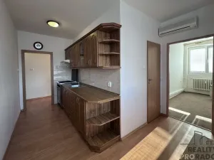 Pronájem bytu 3+1, Břeclav, Bří. Mrštíků, 59 m2