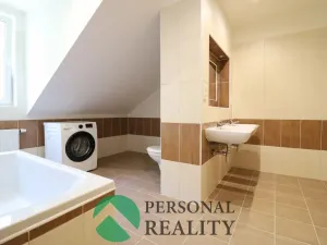 Pronájem bytu 2+kk, Karlovy Vary, Na Vyhlídce, 78 m2