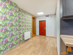 Prodej atypického bytu, Ústí nad Labem, Pasteurova, 77 m2