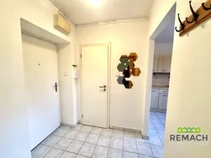 Pronájem bytu 1+1, Uherské Hradiště, Šafaříkova, 35 m2