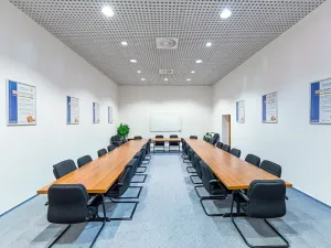 Pronájem kanceláře, Praha - Vysočany, Freyova, 17 m2