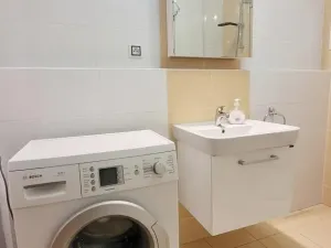 Pronájem bytu 2+kk, Praha - Letňany, Chlebovická, 56 m2