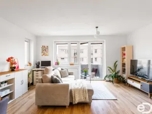 Prodej bytu 2+kk, Cerhenice, Za Cukrovarem, 60 m2