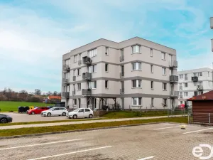 Prodej bytu 2+kk, Cerhenice, Za Cukrovarem, 60 m2