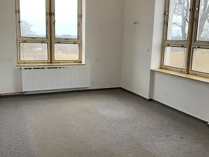 Pronájem kanceláře, Herálec, 200 m2