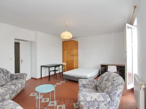 Pronájem pokoje, Praha - Žižkov, Blahníkova, 28 m2