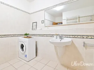 Prodej bytu 2+kk, Praha - Motol, Jeřabinová, 63 m2