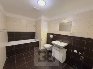 Pronájem bytu 2+kk, České Budějovice, Husova tř., 53 m2