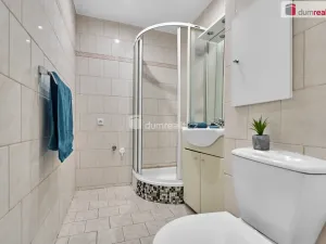 Prodej bytu 2+1, Karlovy Vary - Stará Role, Závodu míru, 63 m2