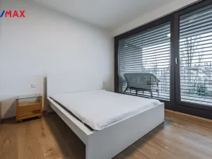 Pronájem bytu 2+kk, Praha - Libeň, U Vlachovky, 53 m2