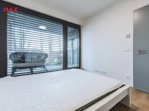 Pronájem bytu 2+kk, Praha - Libeň, U Vlachovky, 53 m2