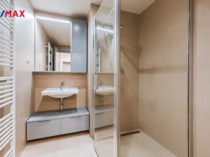 Pronájem bytu 2+kk, Praha - Libeň, U Vlachovky, 53 m2