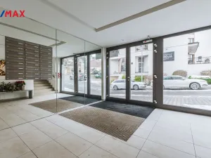 Pronájem bytu 2+kk, Praha - Libeň, U Vlachovky, 53 m2