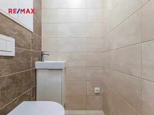 Pronájem bytu 1+1, Jindřichův Hradec, sídliště Vajgar, 37 m2