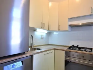 Pronájem bytu 3+kk, Praha - Smíchov, U Nikolajky, 84 m2